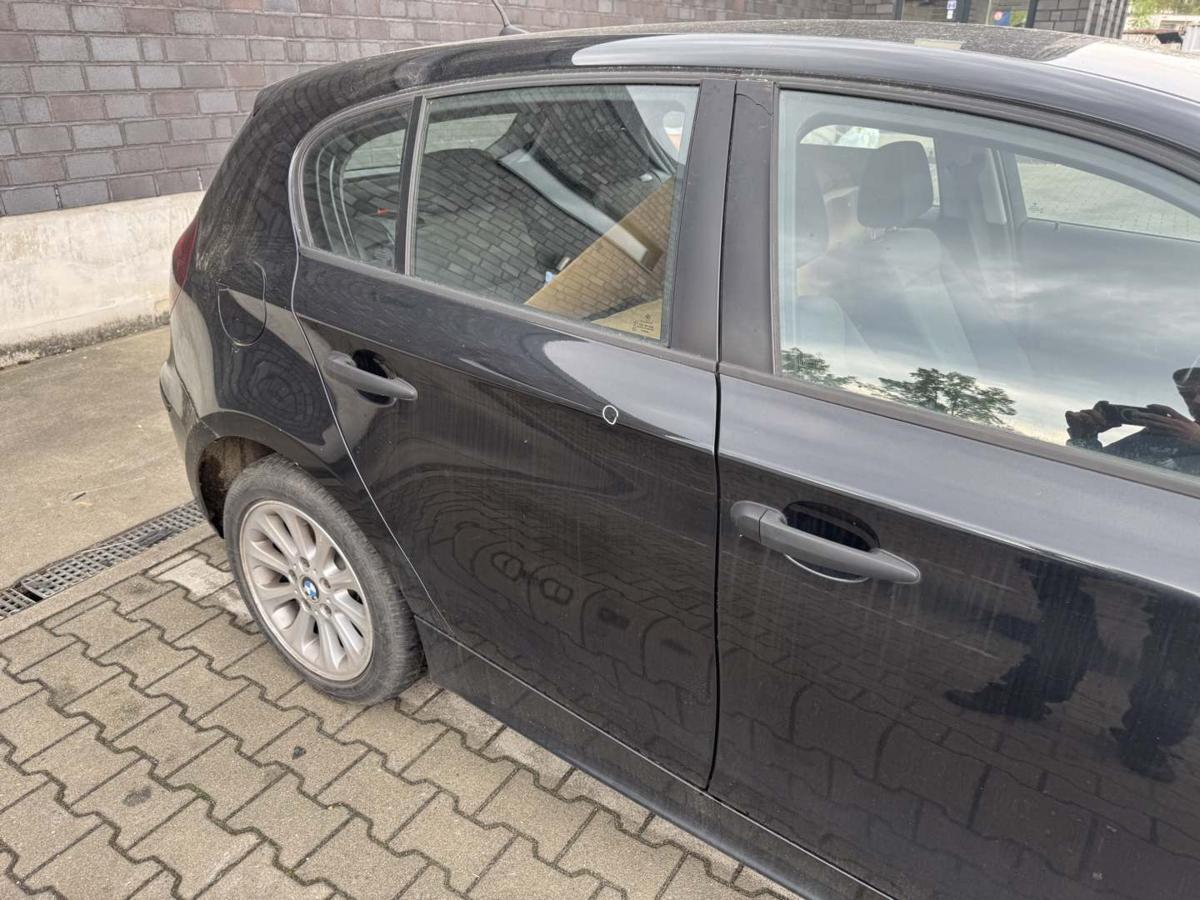 BMW 1er E87 original T&uuml;r hinten rechts 475 Blacksapphire Rohbau Bj.2005